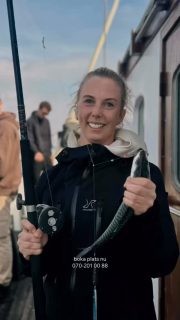 🎣 FISKE I HELGEN – LÖRDAG & SÖNDAG 08–12! 🌊☀️

Förra helgen fick vi upp årets första makriller på Rååbåtarna 🔥 
Ett riktigt vårtecken och något många har väntat på!

Sundet börjar verkligen vakna till liv nu och med fint väder, lugnare strömmar och stigande vattentemperaturer ser det lovande ut inför helgens turer 👌

Vi kör våra ordinarie fisketurer:
📅 Lördag & Söndag 
⏰ 08:00–12:00 
📍 Avgång från Råå hamn

Perfekt för både dig som fiskat mycket och dig som bara vill ut och njuta av några timmar på Öresund 🎣

📞 Boka plats: 070-201 00 88

Välkomna ombord på Rååbåtarna 🚤