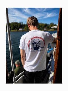 Löning och sommarväder = nytt i garderoben ⚓️
Vår bästsäljare är tillbaka tillsammans med den nya SOUTH COAST-kollektionen. Inspirerad av livet längs Skånes västkust, sena kvällar vid havet och dagar ute på sundet.
Avslappnat, kustnära och gjort för sommaren vi väntat på.
Spana in kollektionen här👇
https://raabatarna.nu/shop eller via länk i bio
#RÅÅBÅTARNA #SouthCoast #ClubRååbåtarna