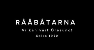 Öresund förändras.
Båtarna förändras.
Generationer kommer och går.
Men en sak har varit densamma.
Sedan 1949 har Rååbåtarna tagit människor ut på Öresund, för fiske, upplevelser och minnen.
Vi är stolta över vårt arv och tacksamma för alla som valt att följa med oss genom åren.
Och vi ser fram emot många fler år på havet. 💙🌊