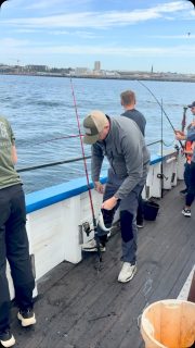 Vi hade kunnat filma det här lite snyggare…
men Öresund började koka🔥🐟
Full fiskerapport kommer ikväll 🎣