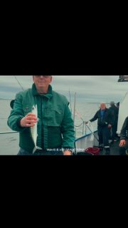 En liten glimt från dagens fiske på Öresund 🎣
Här kommer några ögonblick från turen. Hela fiskerapporten kommer senare ikväll!
Rååbåtarna - Vi kan vårt Öresund