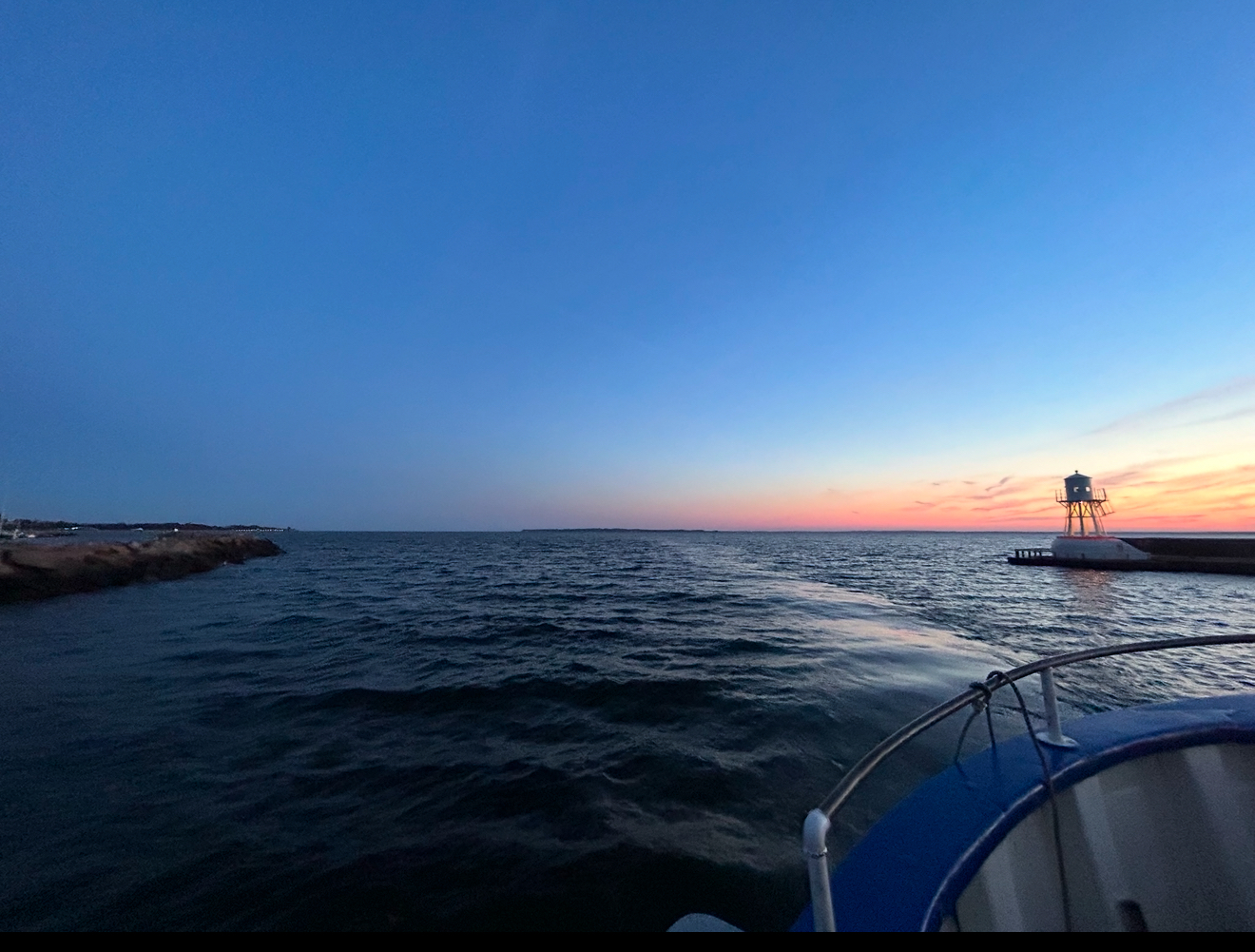 chartra eller hyr båt i landskrona